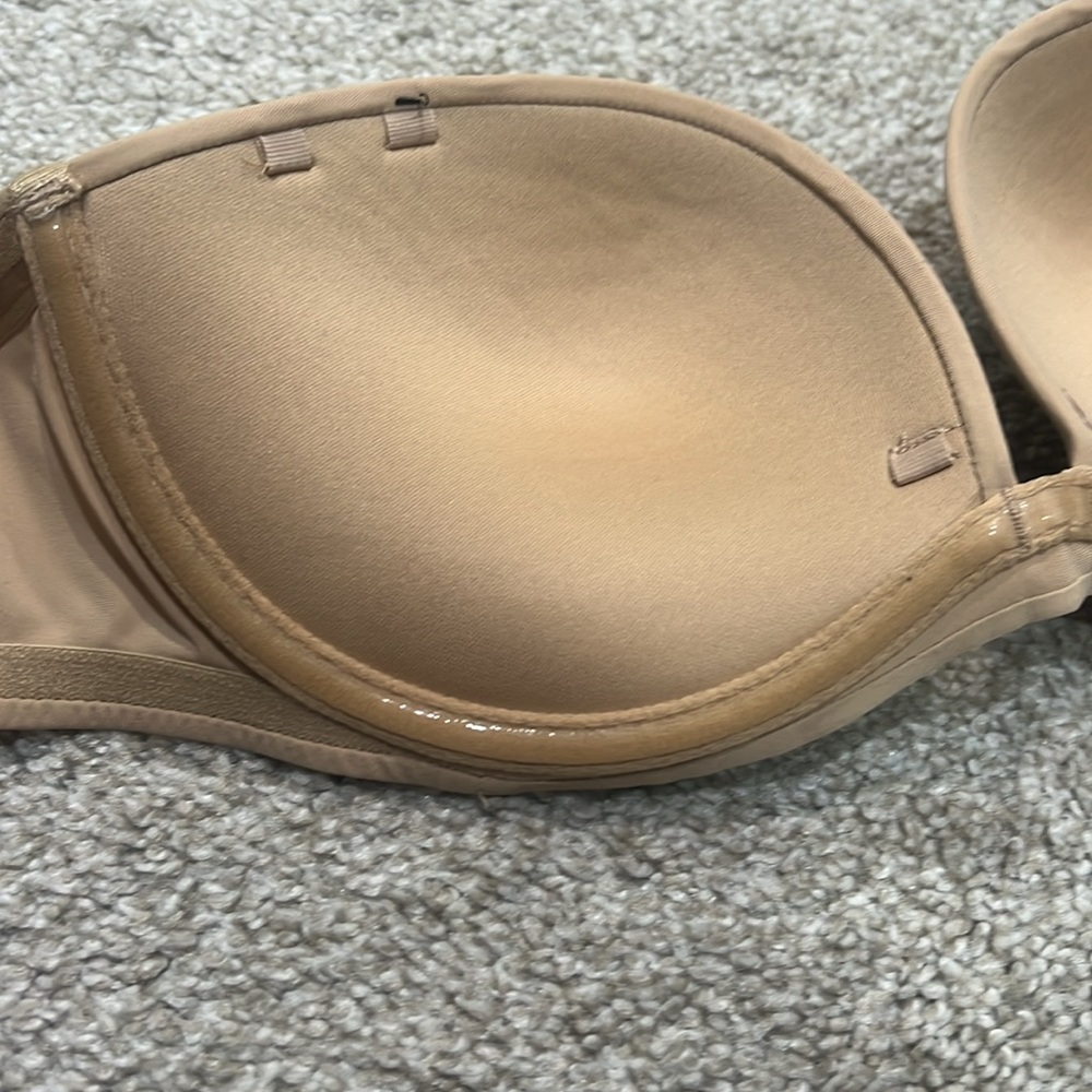 Strapless Bra - image 5